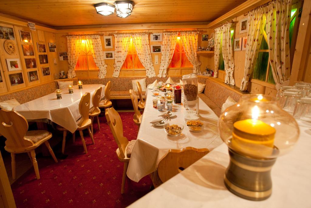 Familiengastehaus Ingrid Appartement Sankt Martin am Tennengebirge Kamer foto