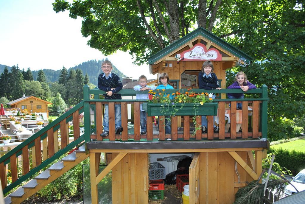 Familiengastehaus Ingrid Appartement Sankt Martin am Tennengebirge Buitenkant foto